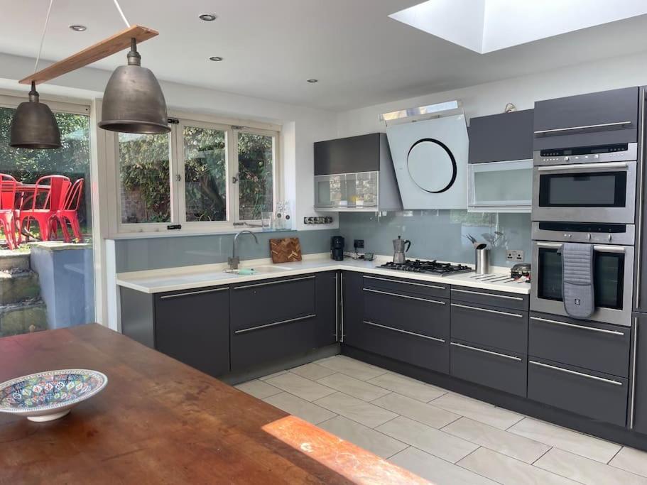 Beautiful London Victorian House, Sleeps 12 Londres Exterior foto